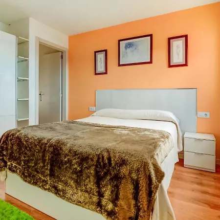 Сasa de vacaciones In With Sea Views *