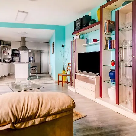 In The Natural Heart Of Vakantiehuis Redondela